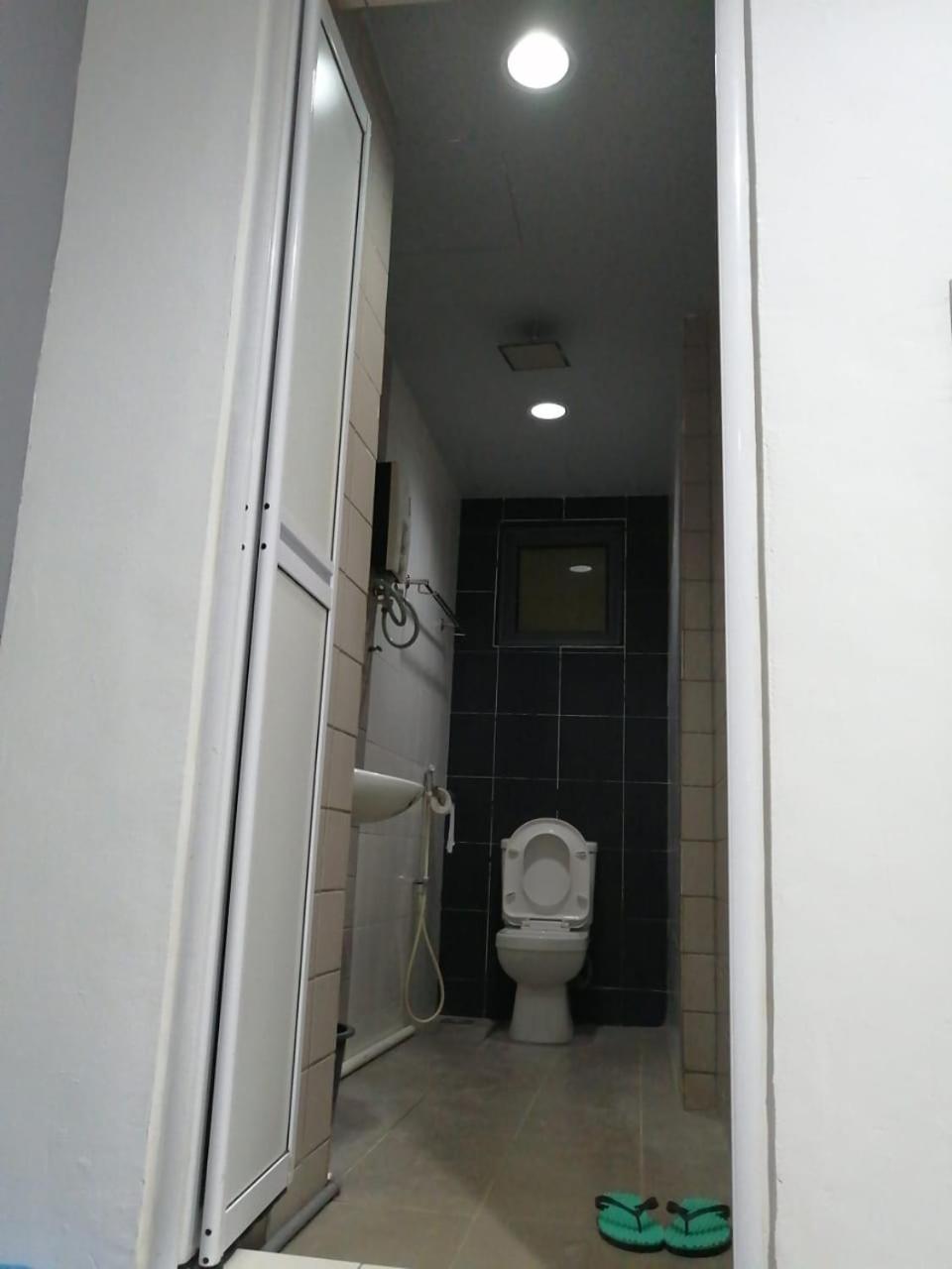 Hotel Rim Global Pj21 Kampong Baharu Sungai Way Esterno foto